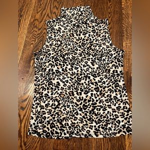 Leopard print sleeveless stretchy mock neck